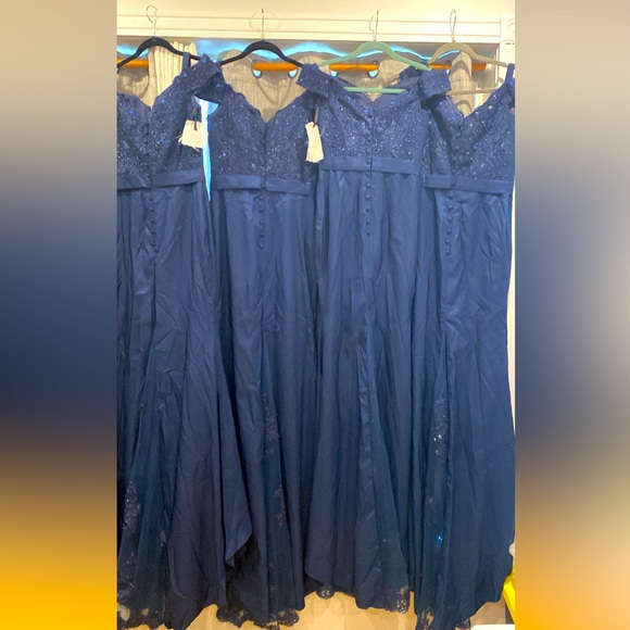 Lot of 4 Bridesmaid Dresses Navy Blue Sz 2/4 & 6 W/ Lace & Beadwork & TRAIN! NWT - Picture 1 of 8
